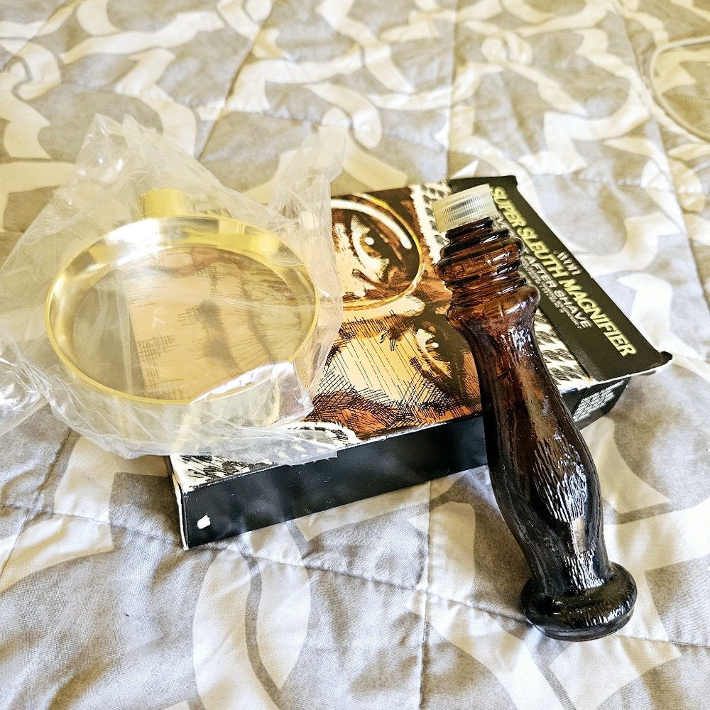Avon Vintage Collectable - Super Sleuth Magnifier